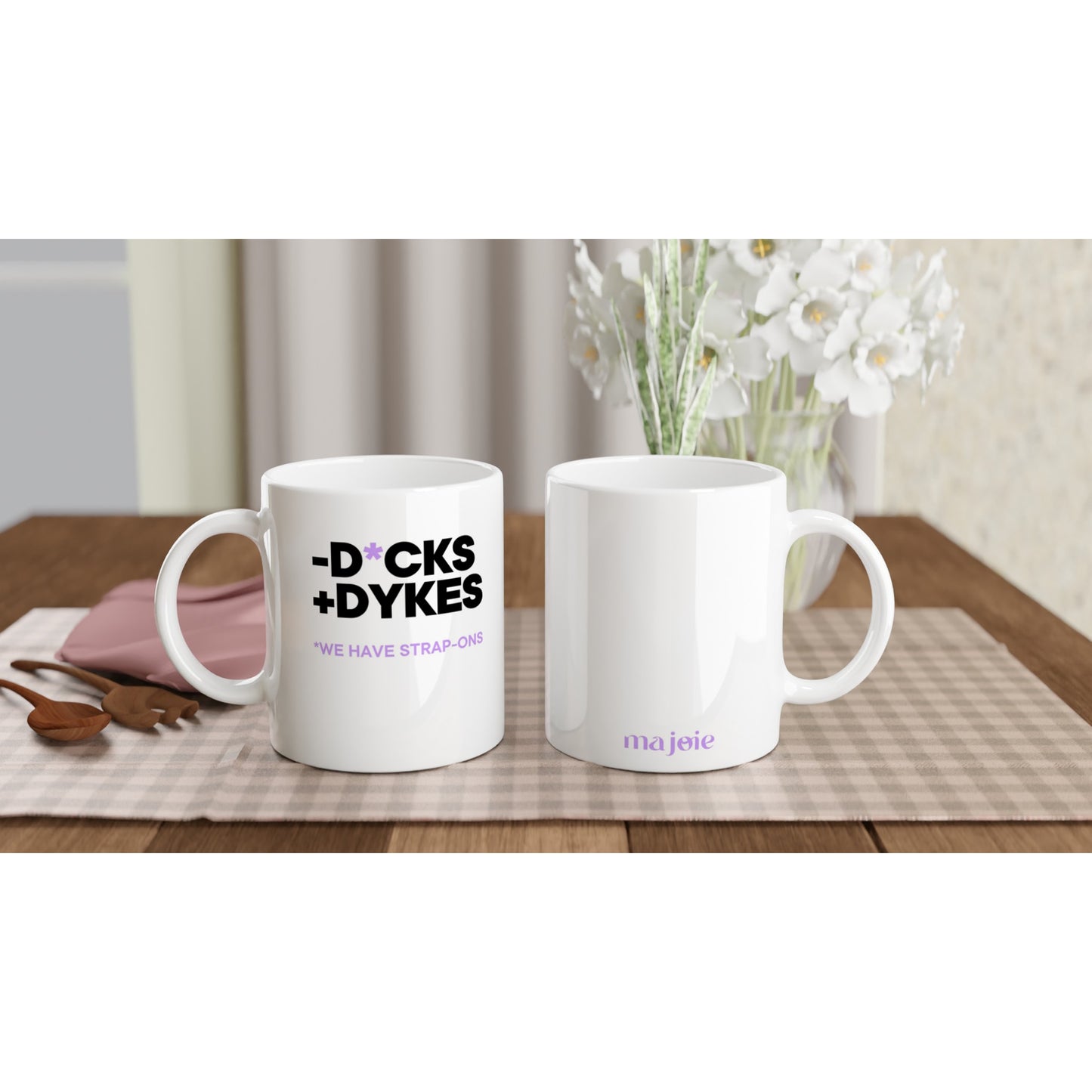 Tazza in ceramica bianca  / - D*cks + Dykes -